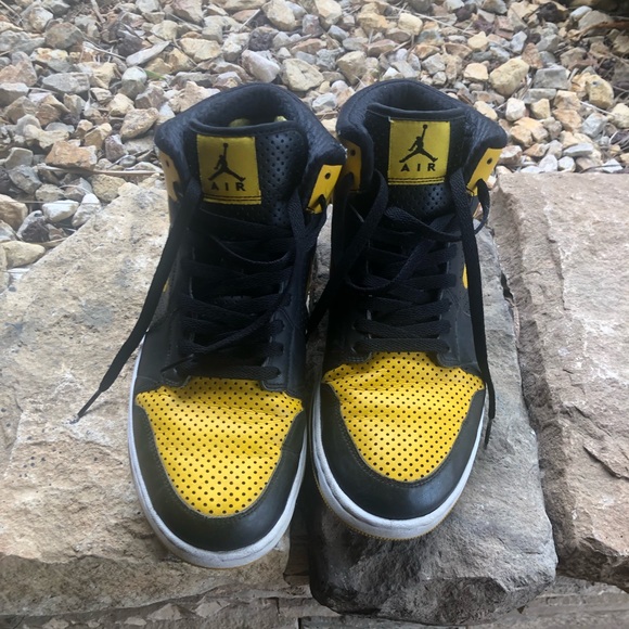 Jordan | Shoes | Jordan Wu Tang Alpha New Love 392813 03 | Poshmark
